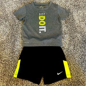 Nike 24 month short set